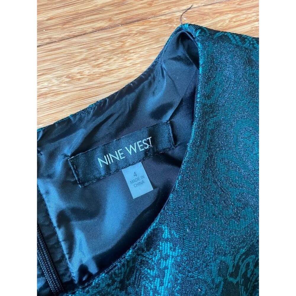 Beautiful Cocktail Dress - Picture 5 of 7